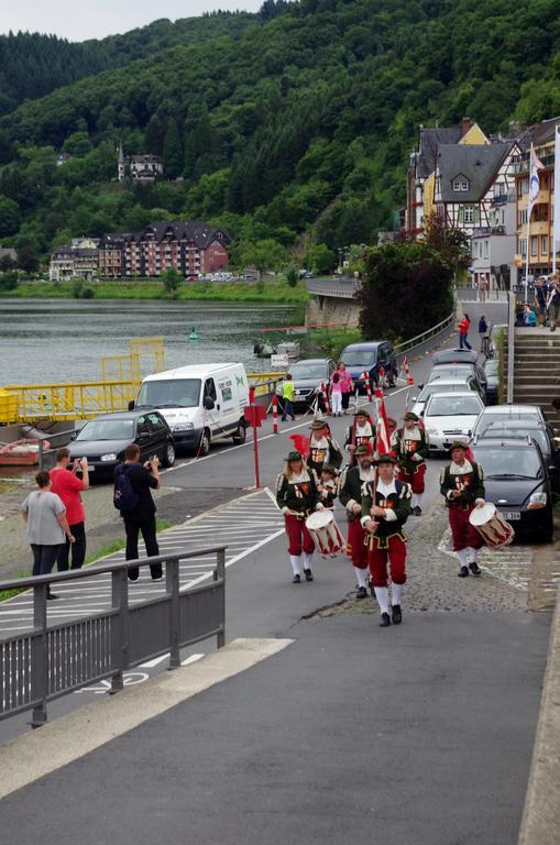 Ad Monte Apartment Cochem Exterior photo